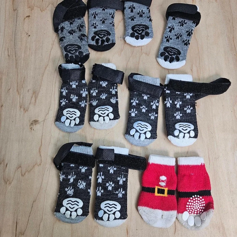 Dog Socks Bundled Lot Small Non Slip Paw Grip Pet Puppy Christmas Gray Red
